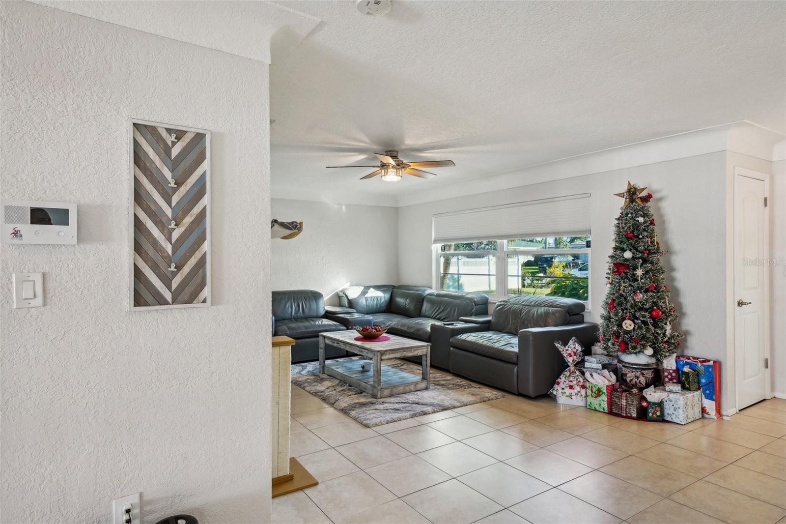 13511 87TH PL, SEMINOLE, FL, 33776