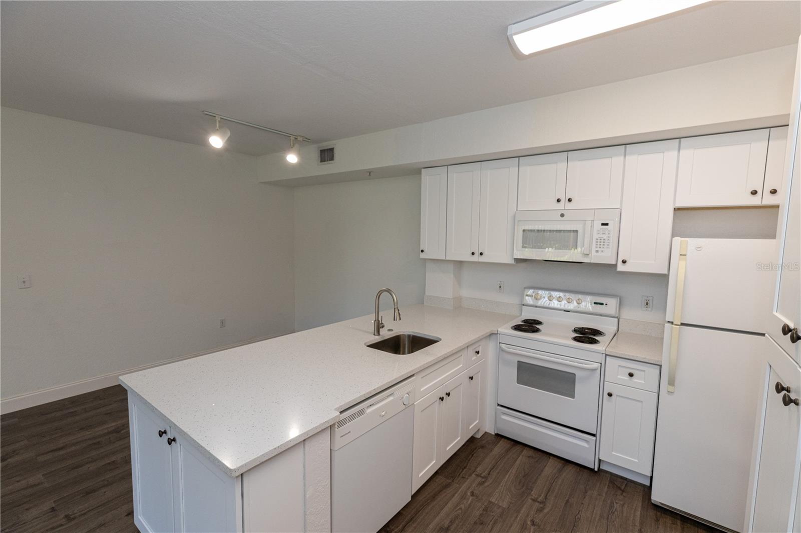 6481 ARAGON WAY #101, FORT MYERS, FL, 33966
