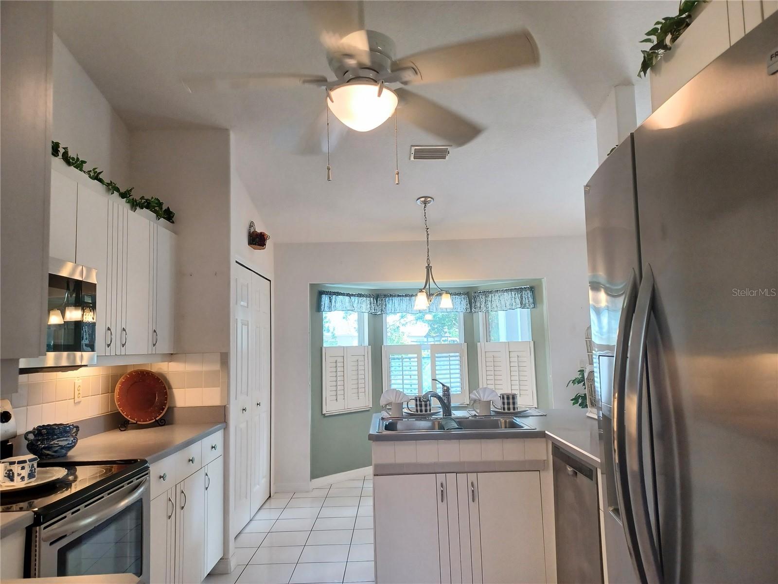 6 WHITE HOUSE DR, PALM COAST, FL, 32164