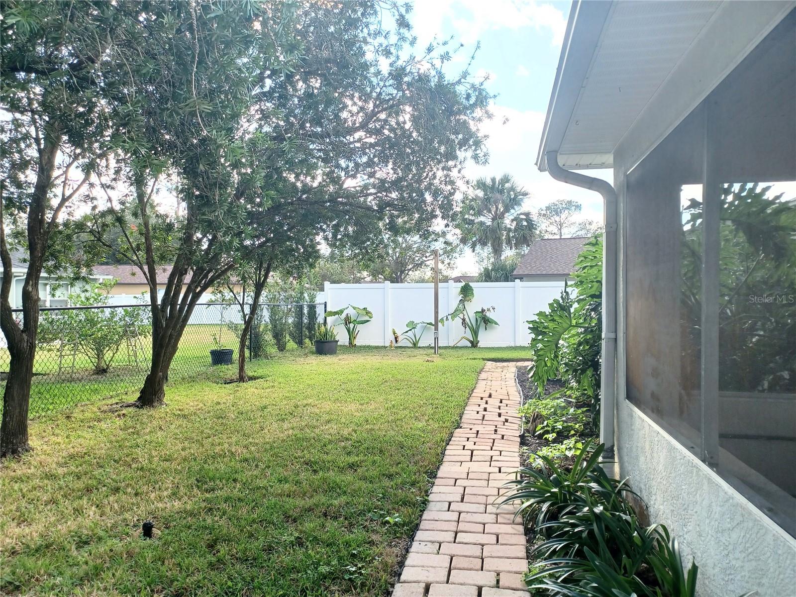 6 WHITE HOUSE DR, PALM COAST, FL, 32164
