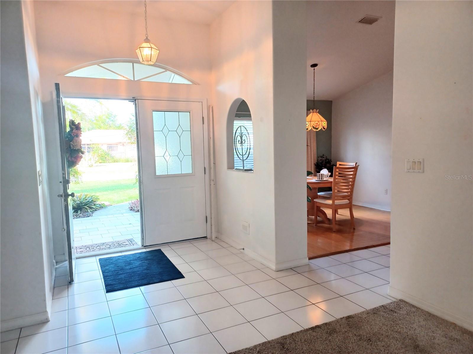 6 WHITE HOUSE DR, PALM COAST, FL, 32164