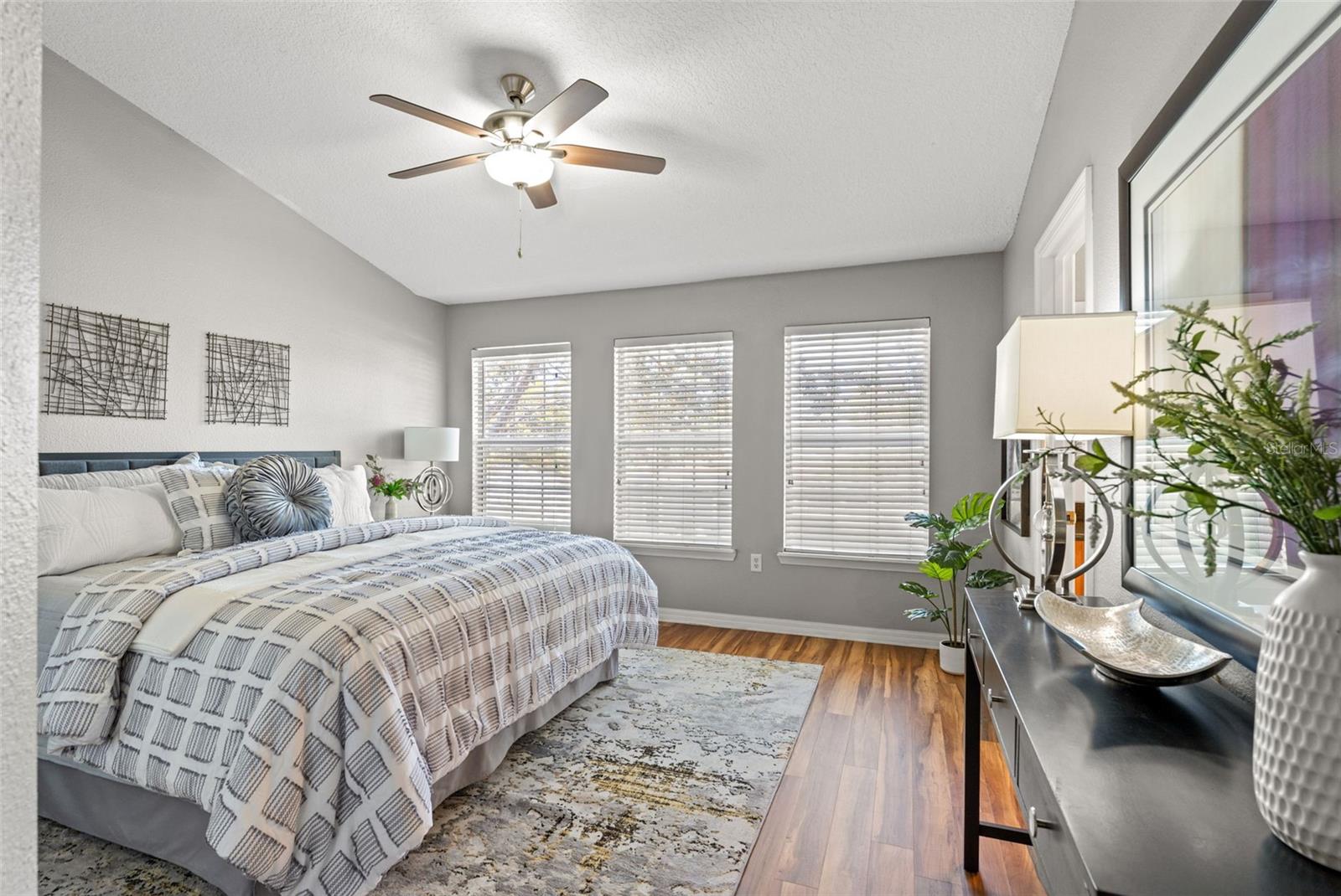 5128 6TH WAY N, ST PETERSBURG, FL, 33703
