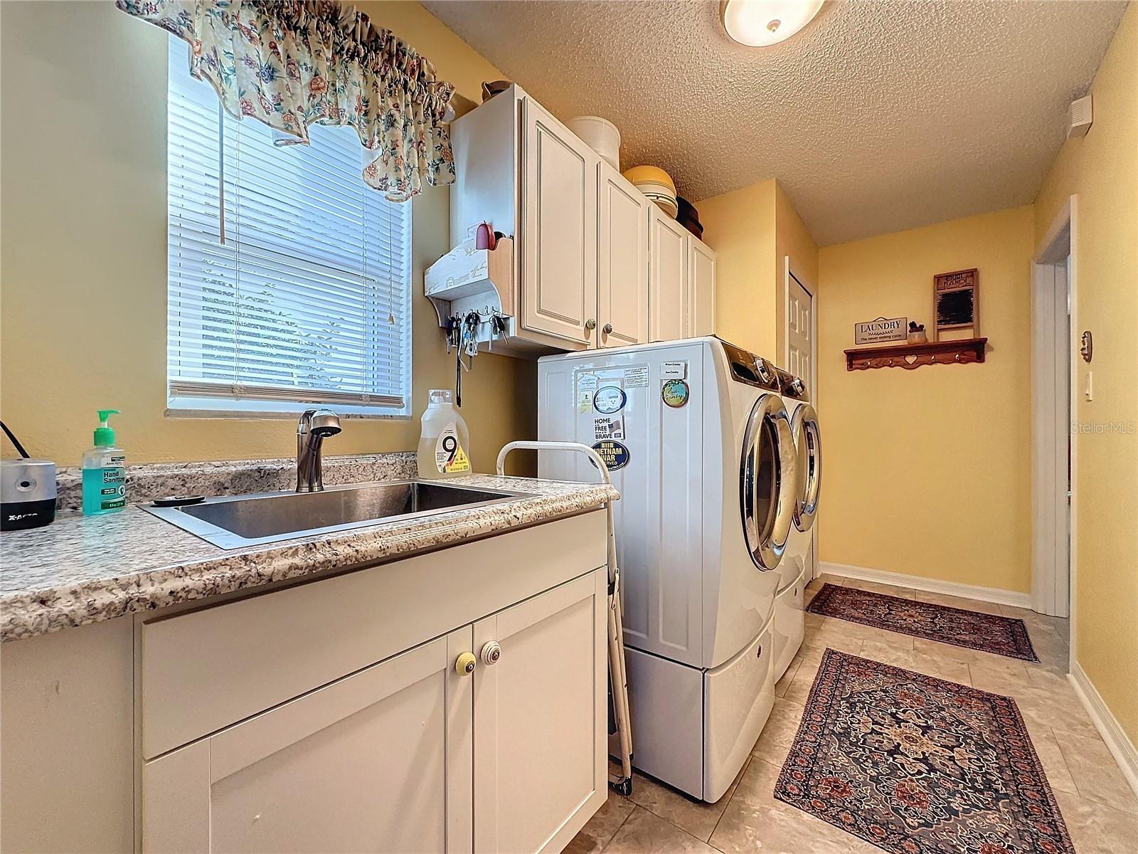 25001 CRANES ROOST CIR, LEESBURG, FL, 34748
