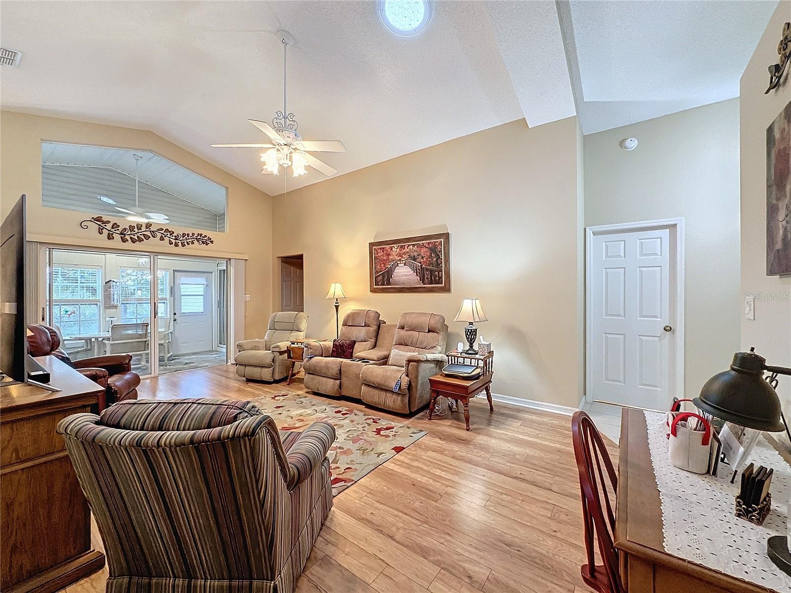 25001 CRANES ROOST CIR, LEESBURG, FL, 34748