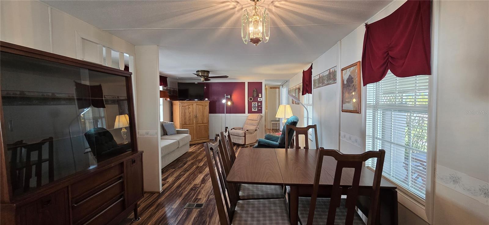 810 OAKWOOD CIR, WILDWOOD, FL, 34785