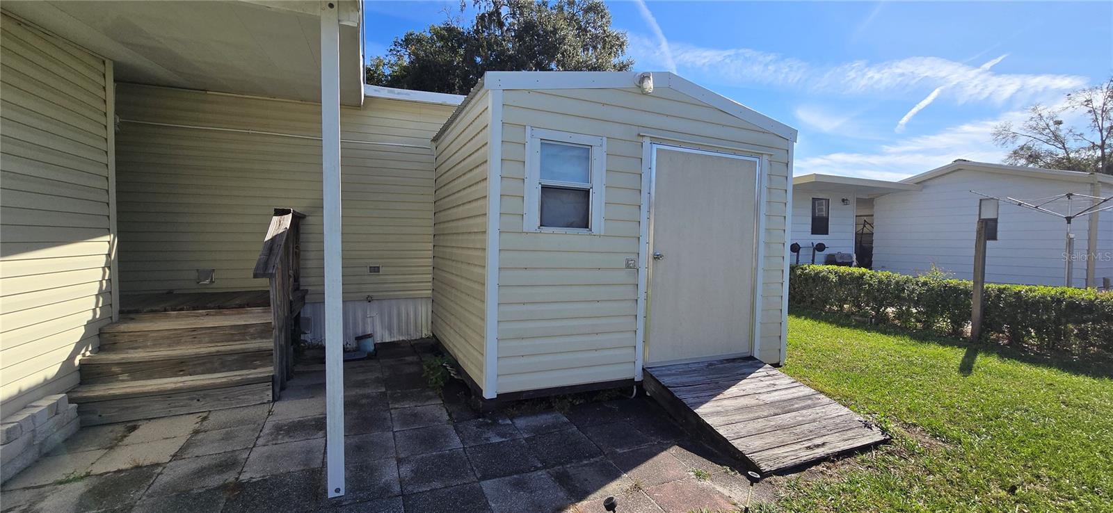 810 OAKWOOD CIR, WILDWOOD, FL, 34785