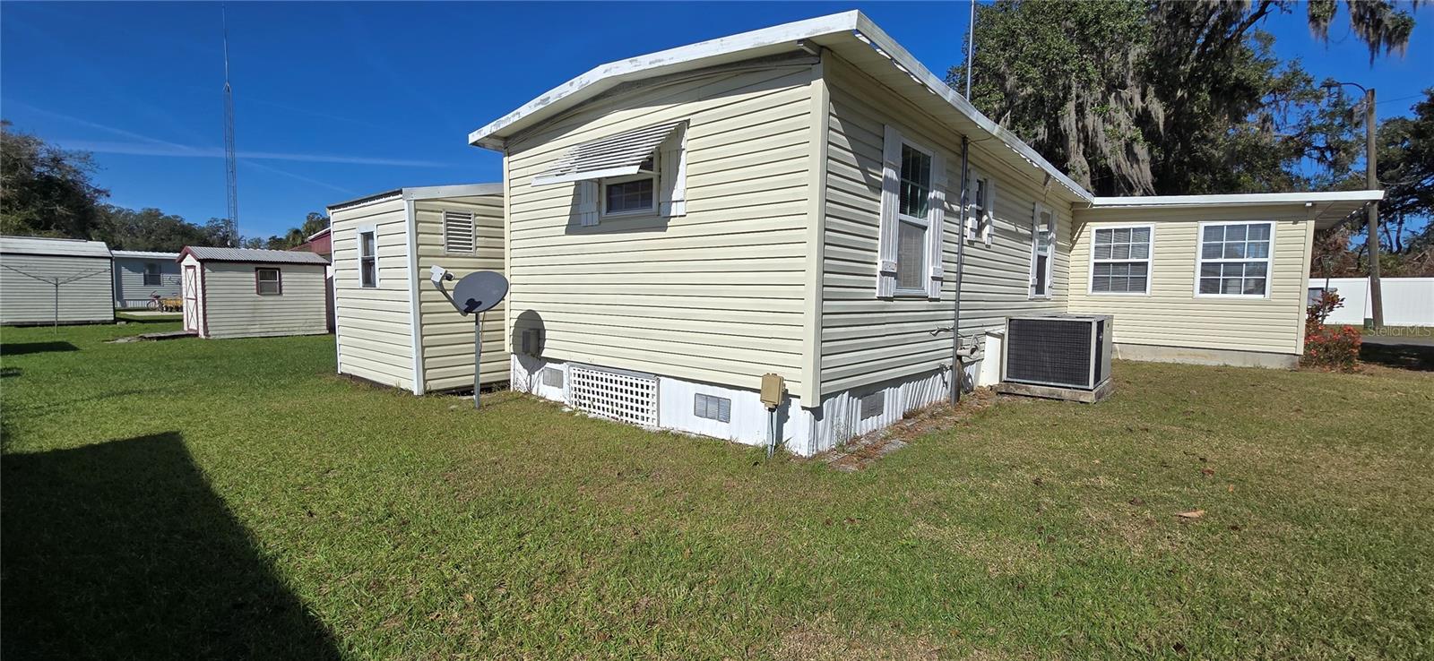 810 OAKWOOD CIR, WILDWOOD, FL, 34785