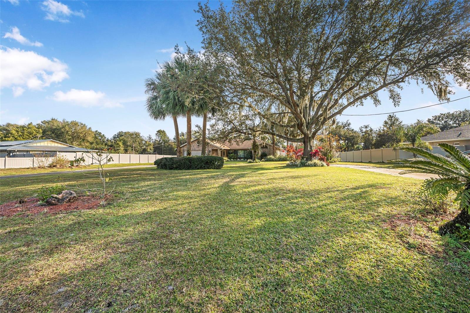 1837 N KINGWAY DR, DELTONA, FL, 32738