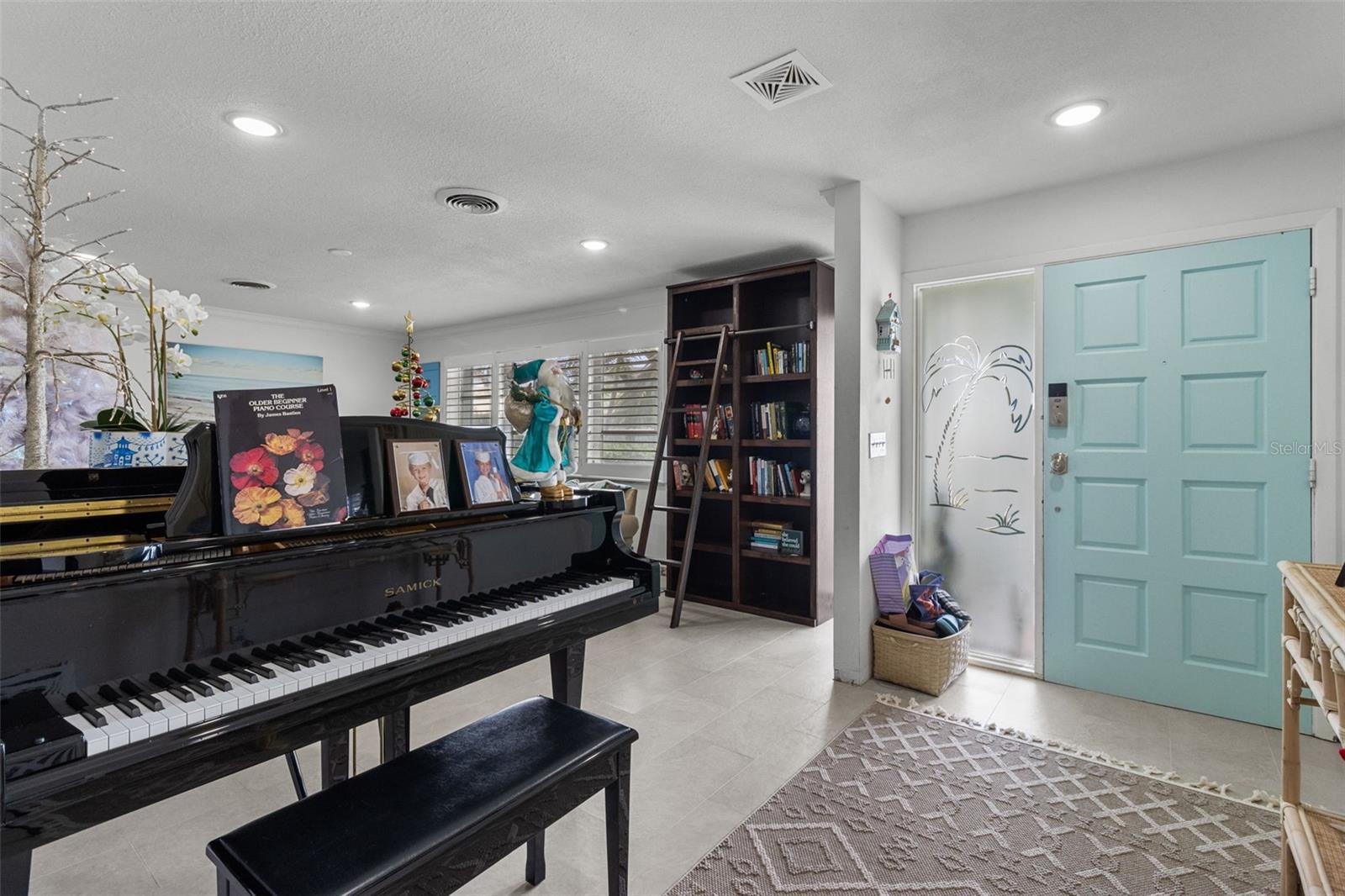 119 POINCIANA LN, LARGO, FL, 33770