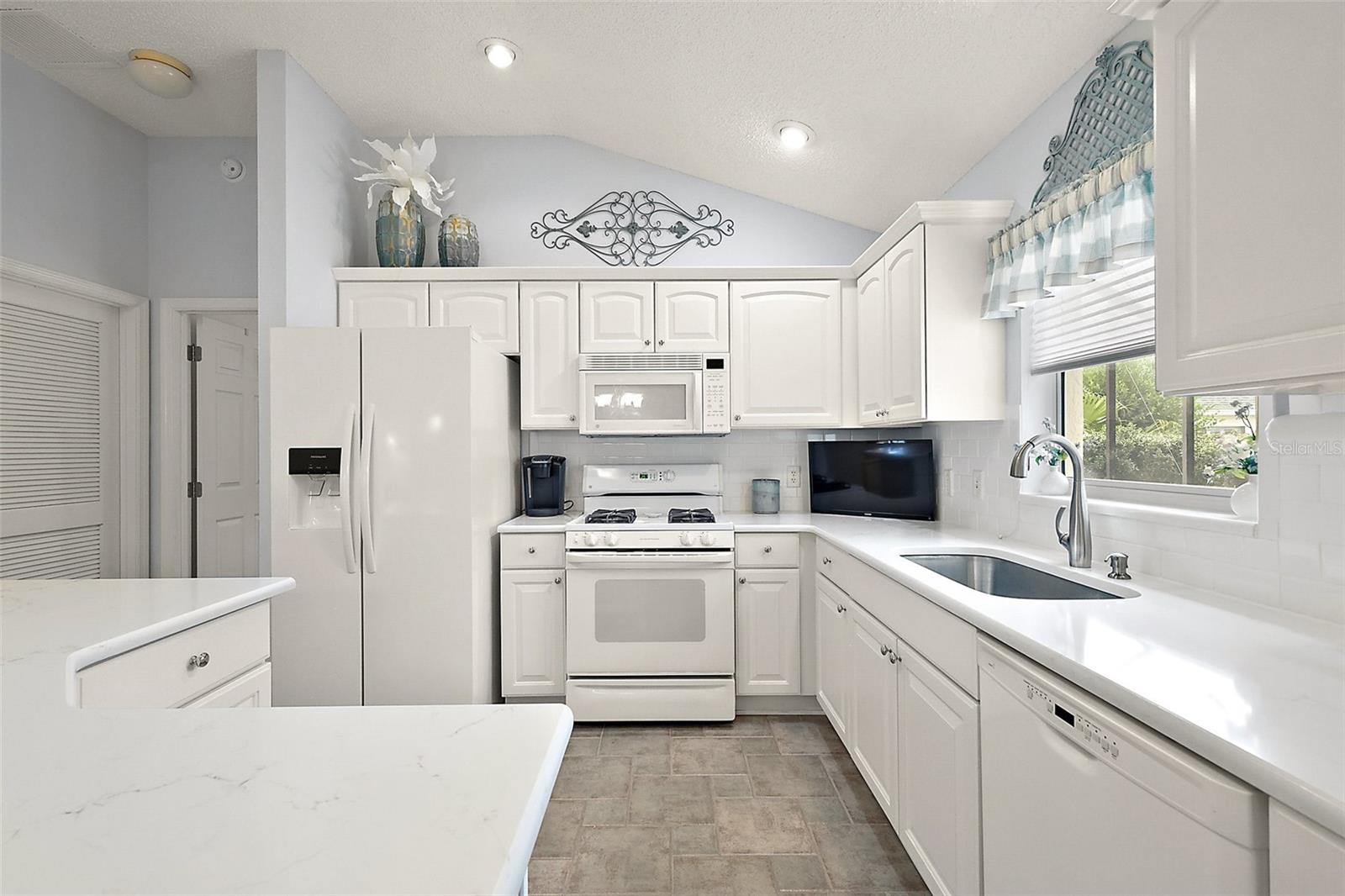 17640 SE 81ST TIMBERWOOD TER, THE VILLAGES, FL, 32162