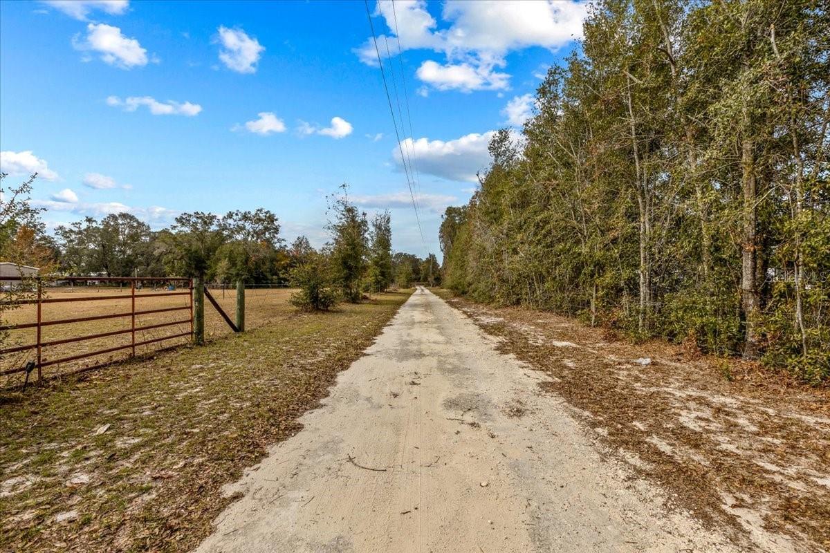 5380 SE 60TH AVE, TRENTON, FL, 32693