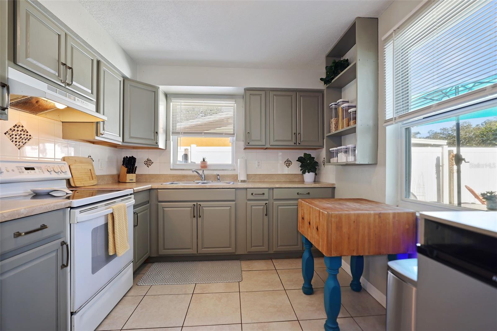 2209 GLADYS ST, LARGO, FL, 33774