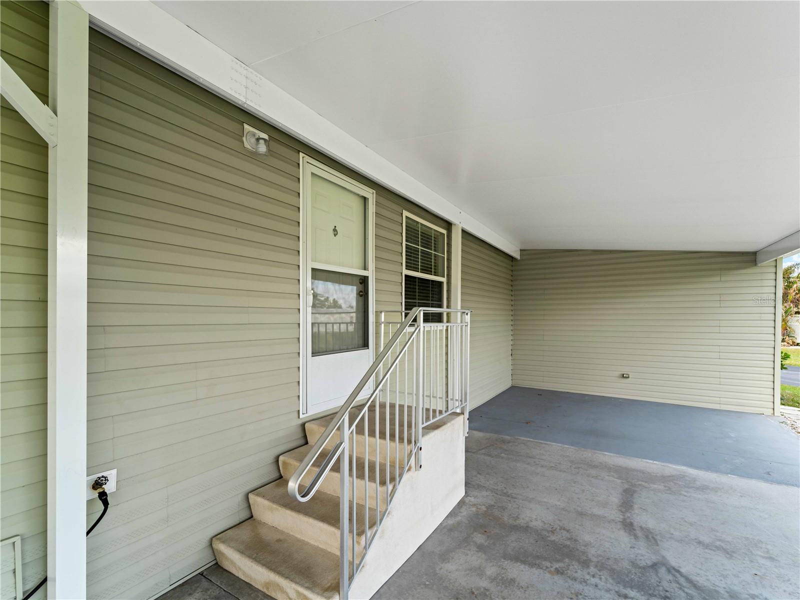 512 ASHWOOD DR, VENICE, FL, 34285