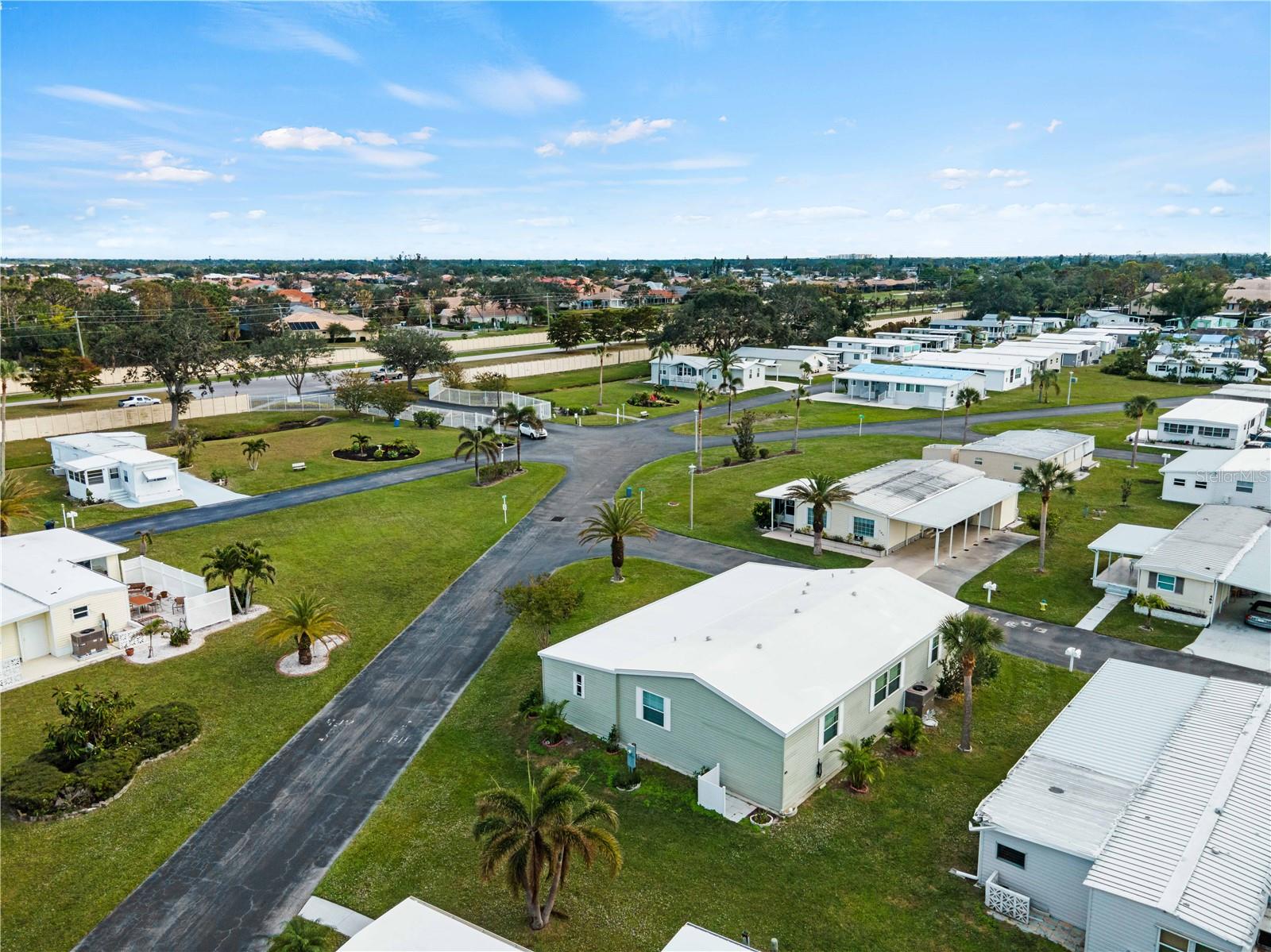 512 ASHWOOD DR, VENICE, FL, 34285