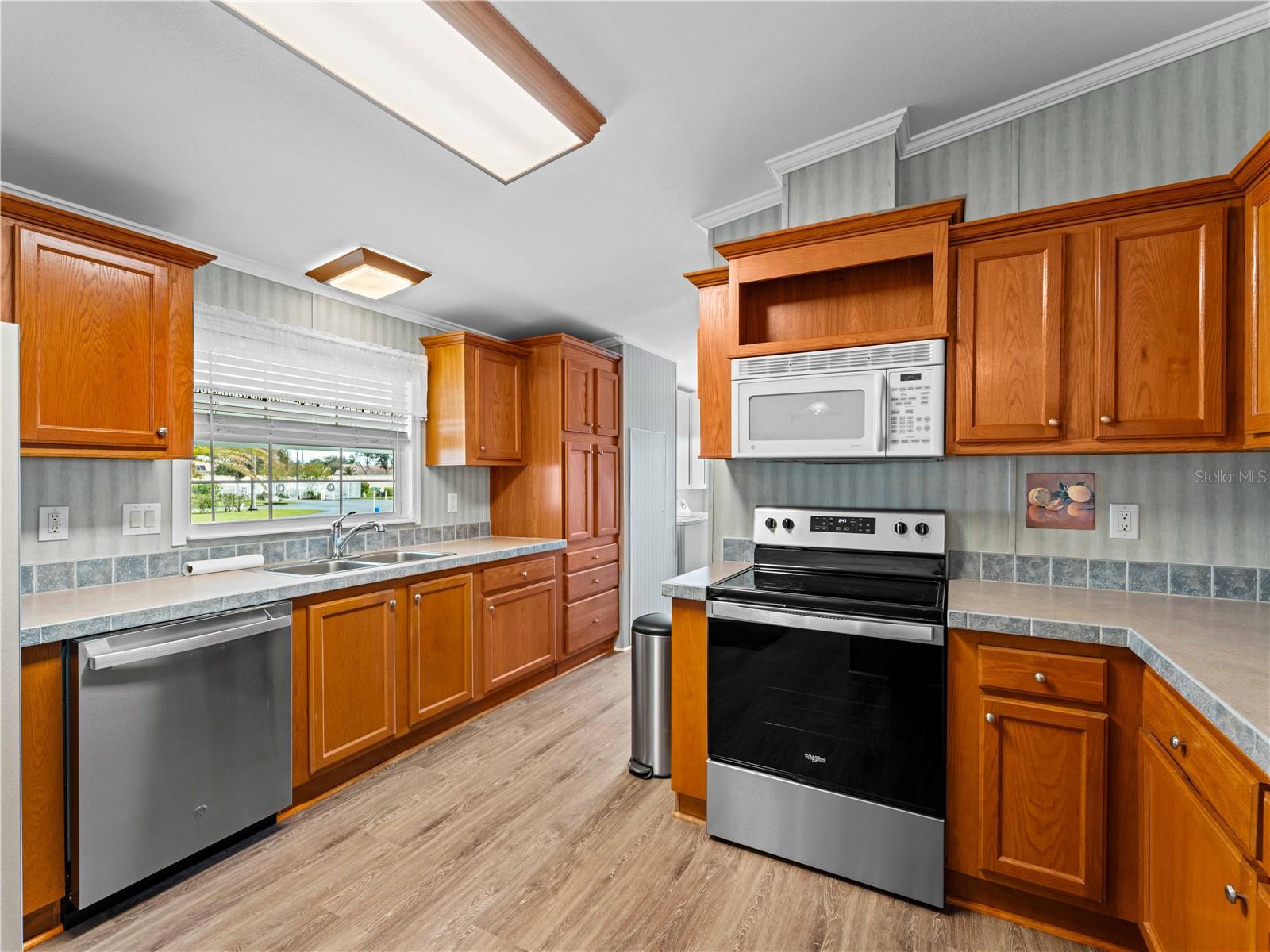 512 ASHWOOD DR, VENICE, FL, 34285