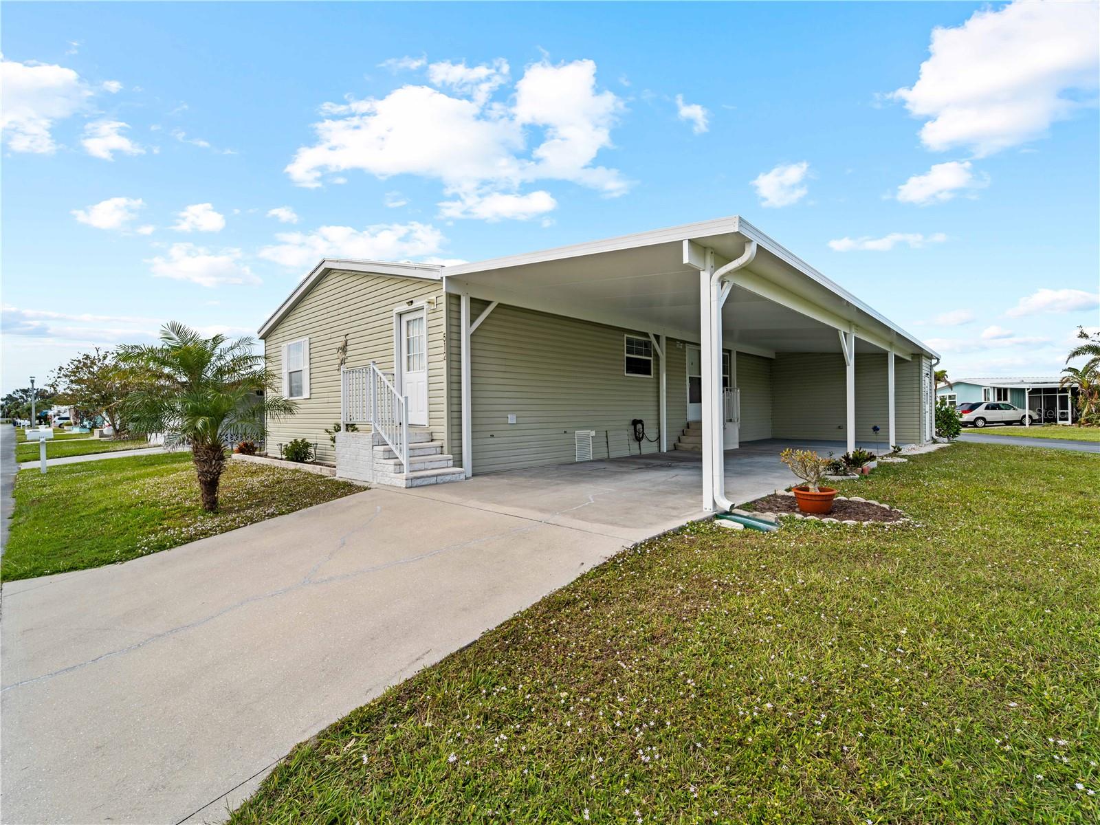 512 ASHWOOD DR, VENICE, FL, 34285