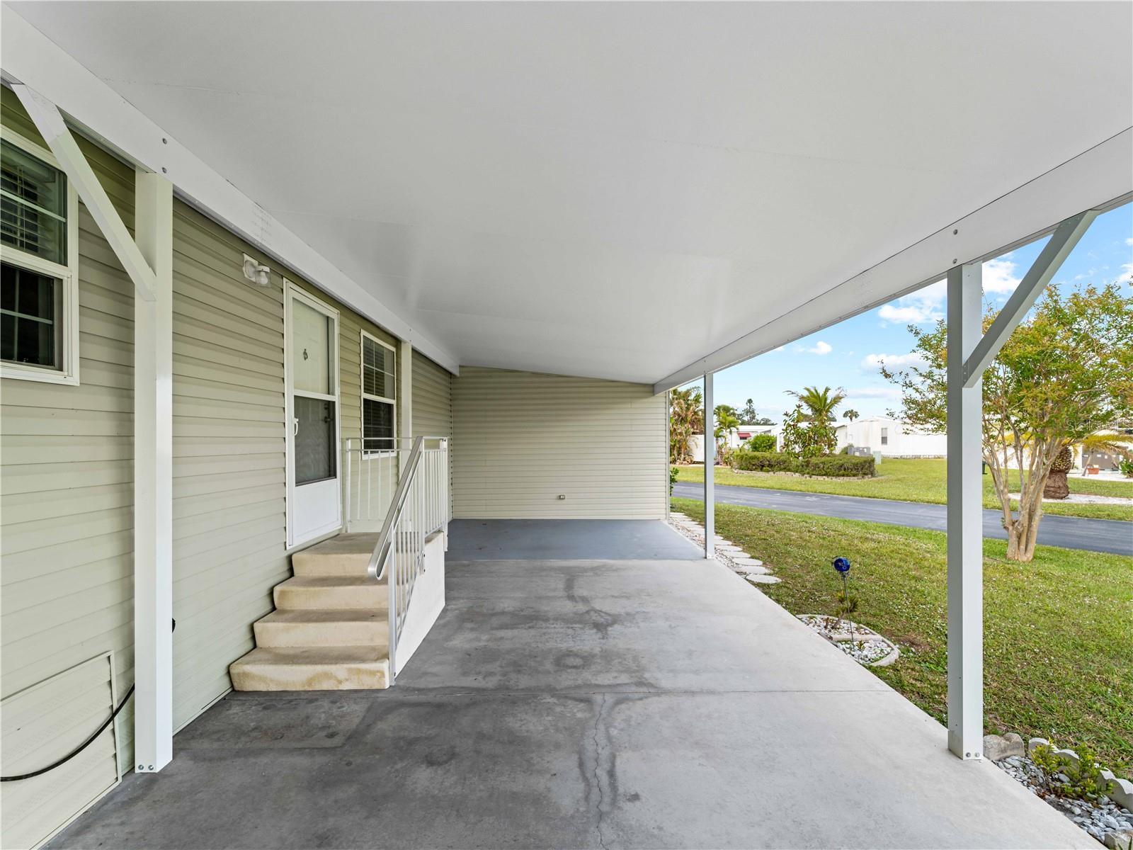 512 ASHWOOD DR, VENICE, FL, 34285