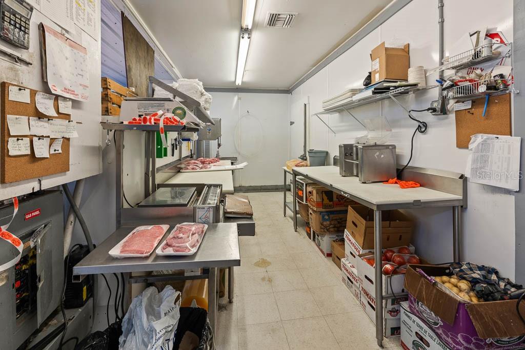 329 N MARKET BLVD, WEBSTER, FL, 33597