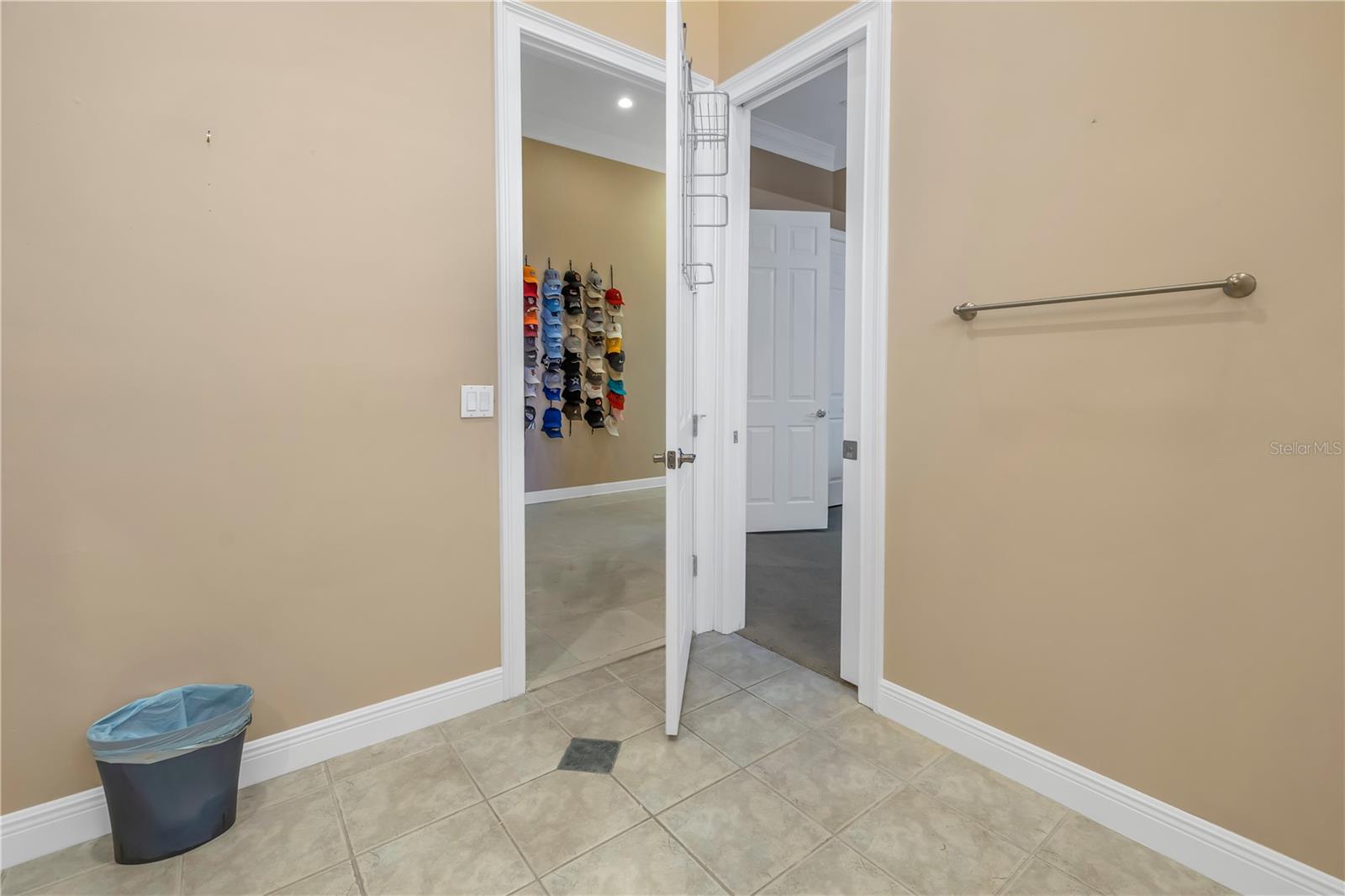 5264 61ST AVE S, ST PETERSBURG, FL, 33715