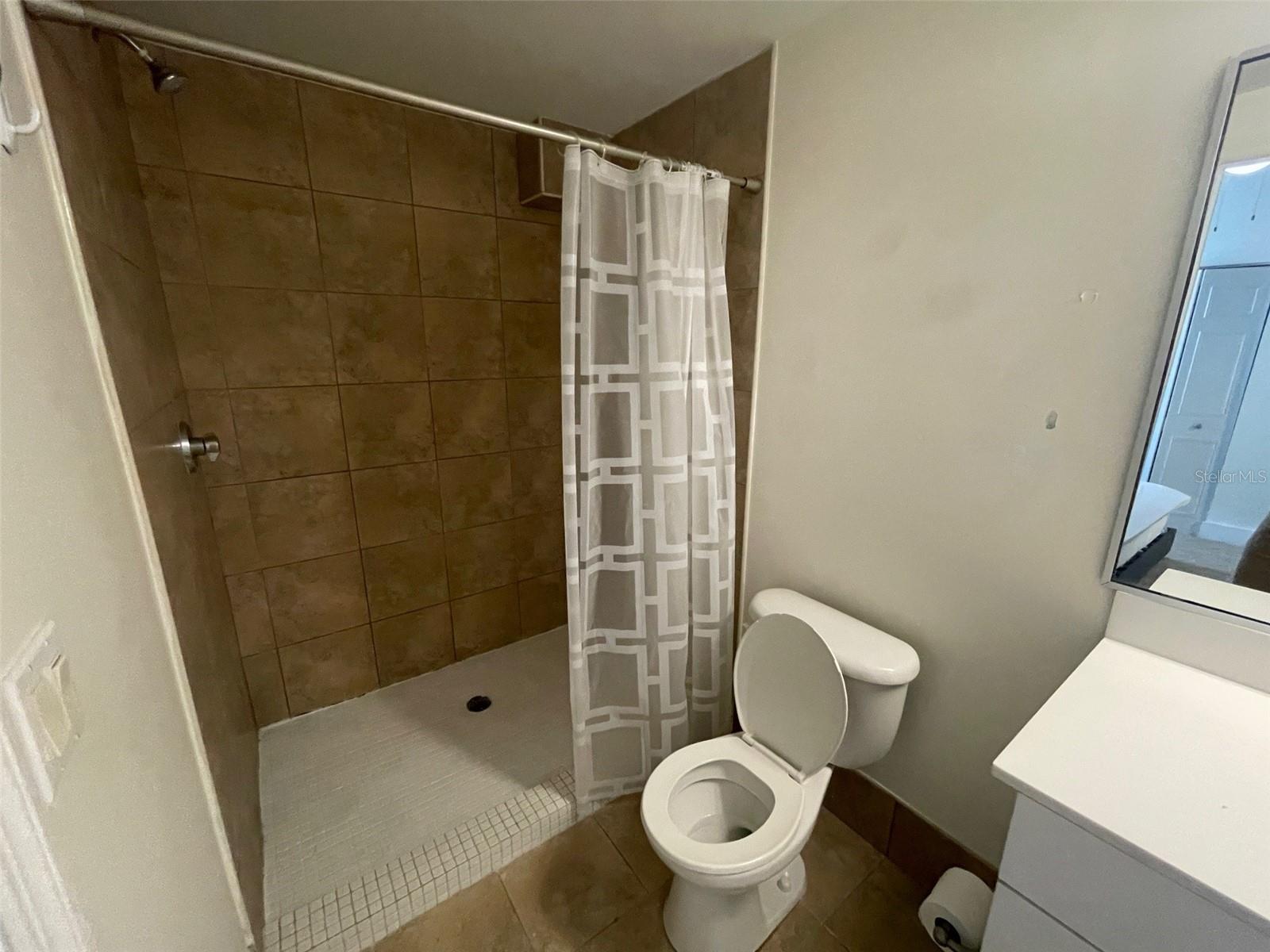 2515 SW 35TH PL #213, GAINESVILLE, FL, 32608