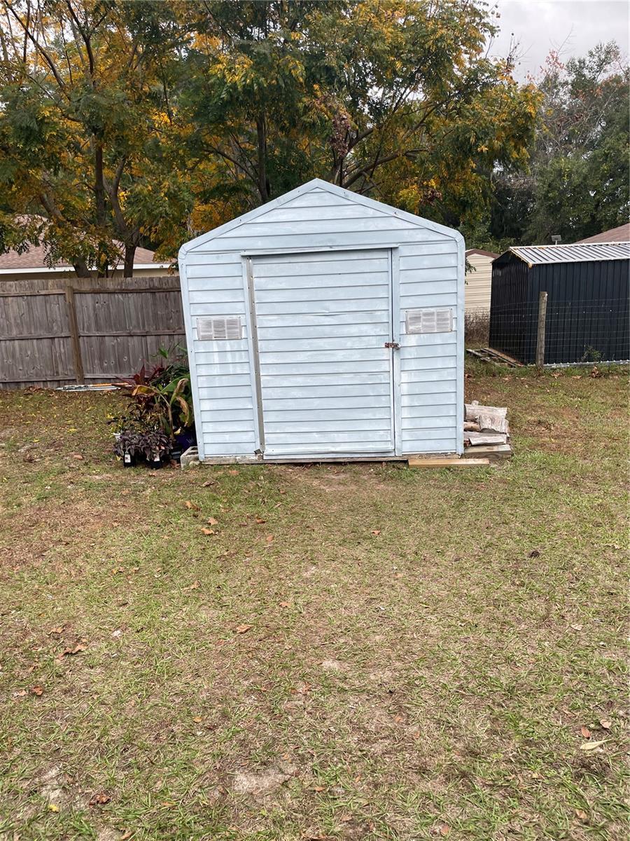 1669 NE 162ND ST, CITRA, FL, 32113