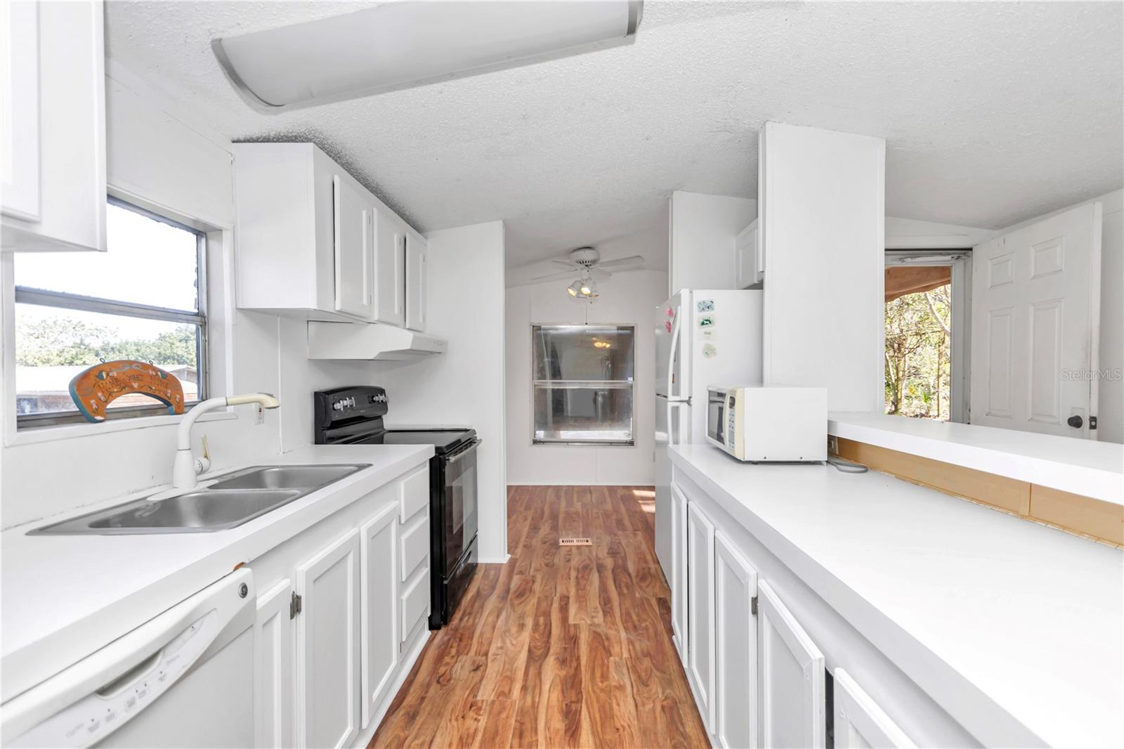 8125 NW 145TH ST, REDDICK, FL, 32686