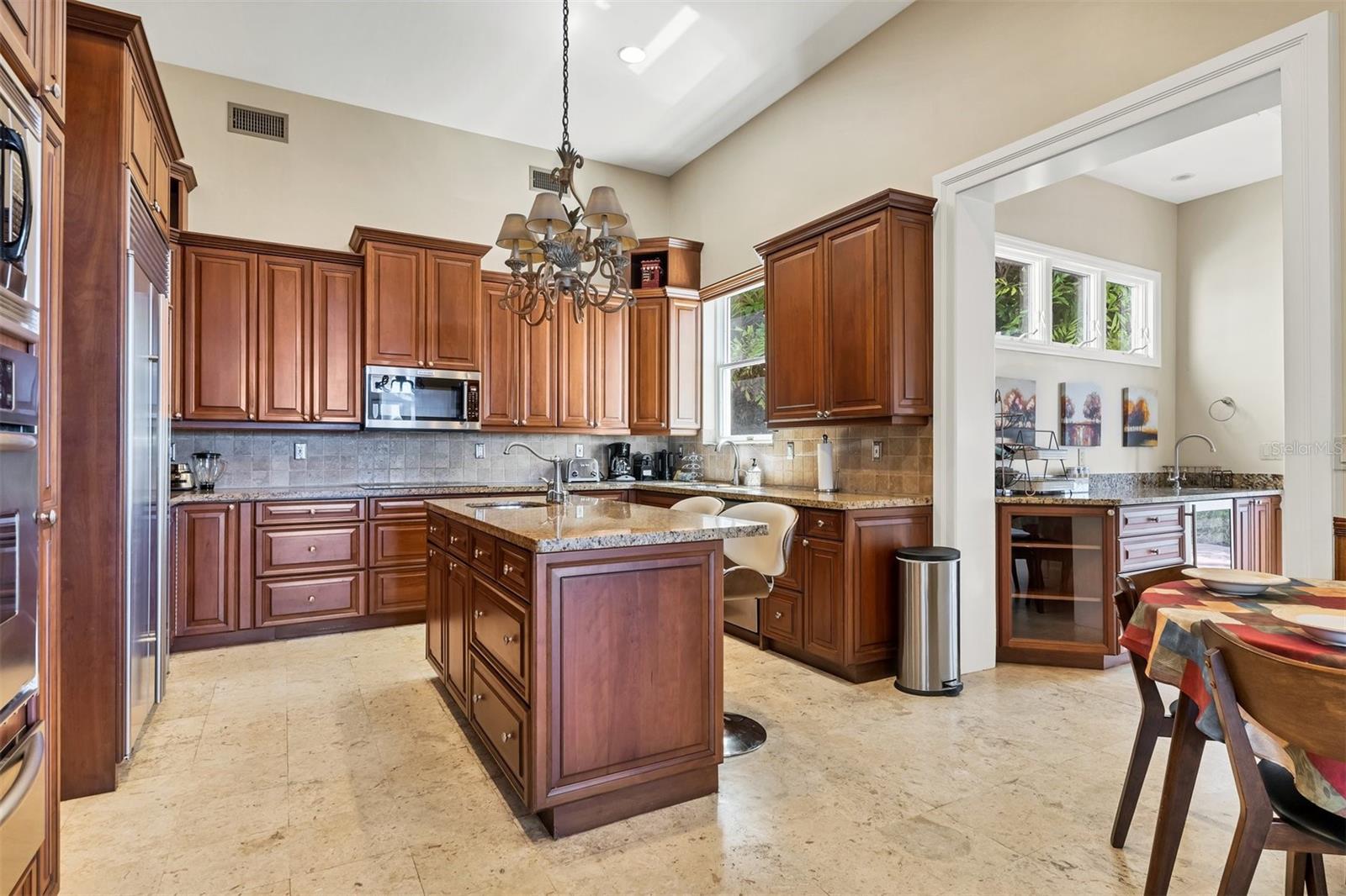 1604 TRAVIS LN, SARASOTA, FL, 34231