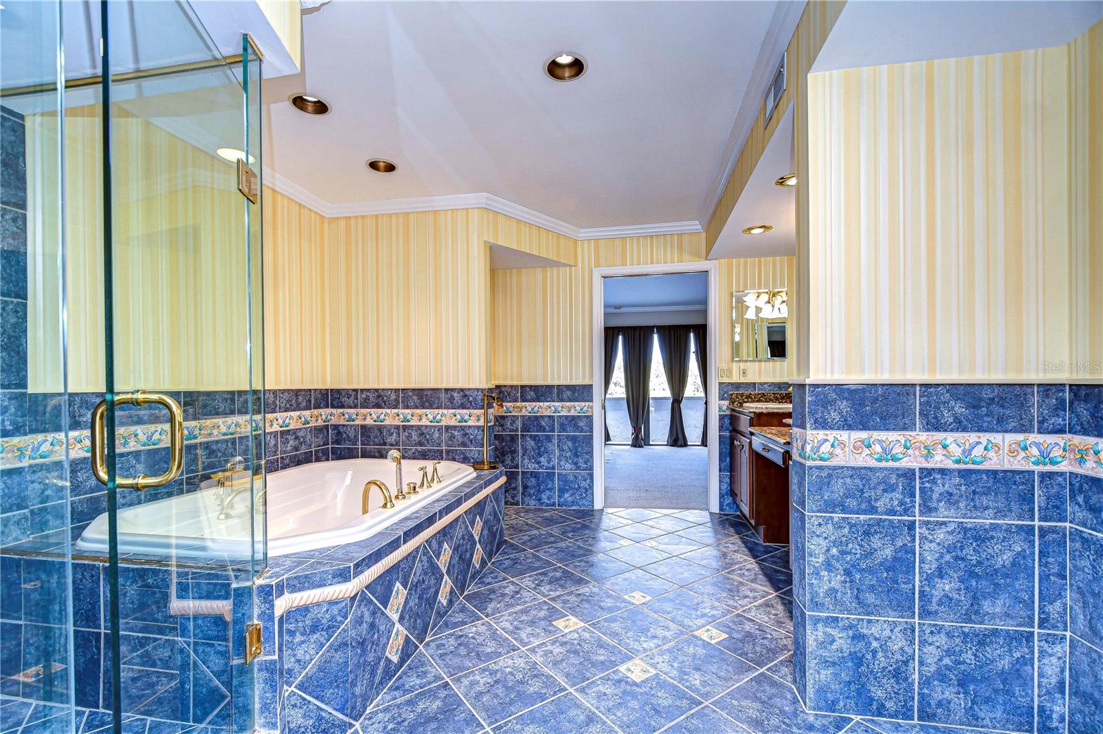 13635 TWIN LAKES LN #13635, TAMPA, FL, 33618