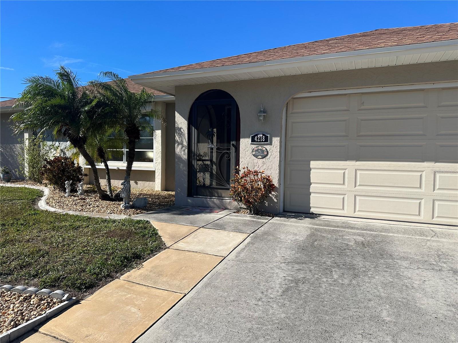 4218 YUCATAN CIR, PORT CHARLOTTE, FL, 33948