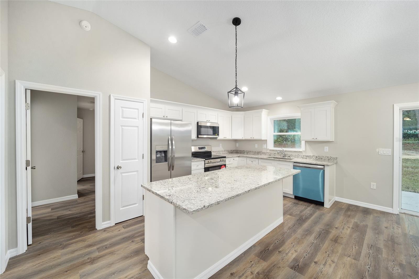 10968 N AIRWAY LOOP, CITRUS SPRINGS, FL, 34434