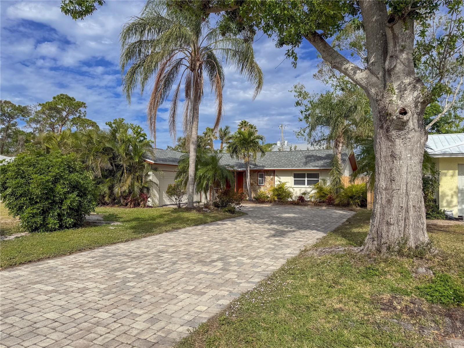1887 RITA ST, SARASOTA, FL, 34231