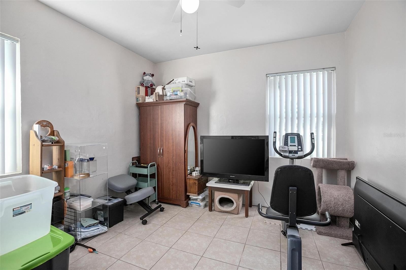 203 S DEXTER AVE, DELAND, FL, 32720