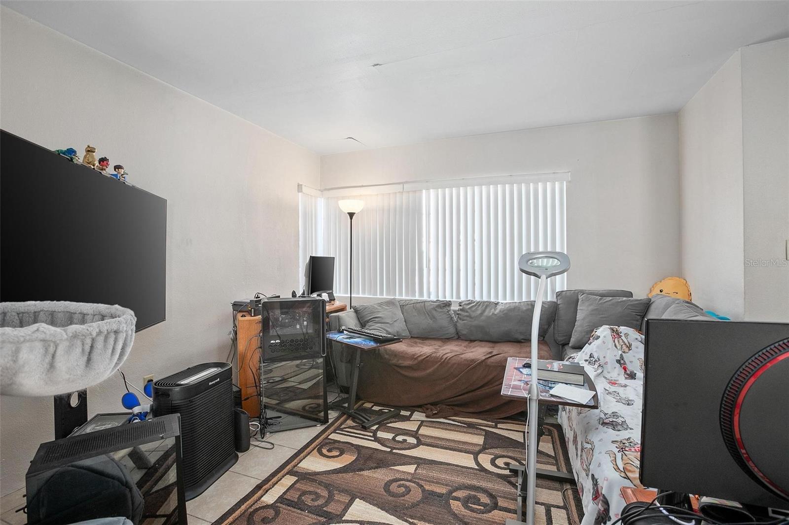 203 S DEXTER AVE, DELAND, FL, 32720