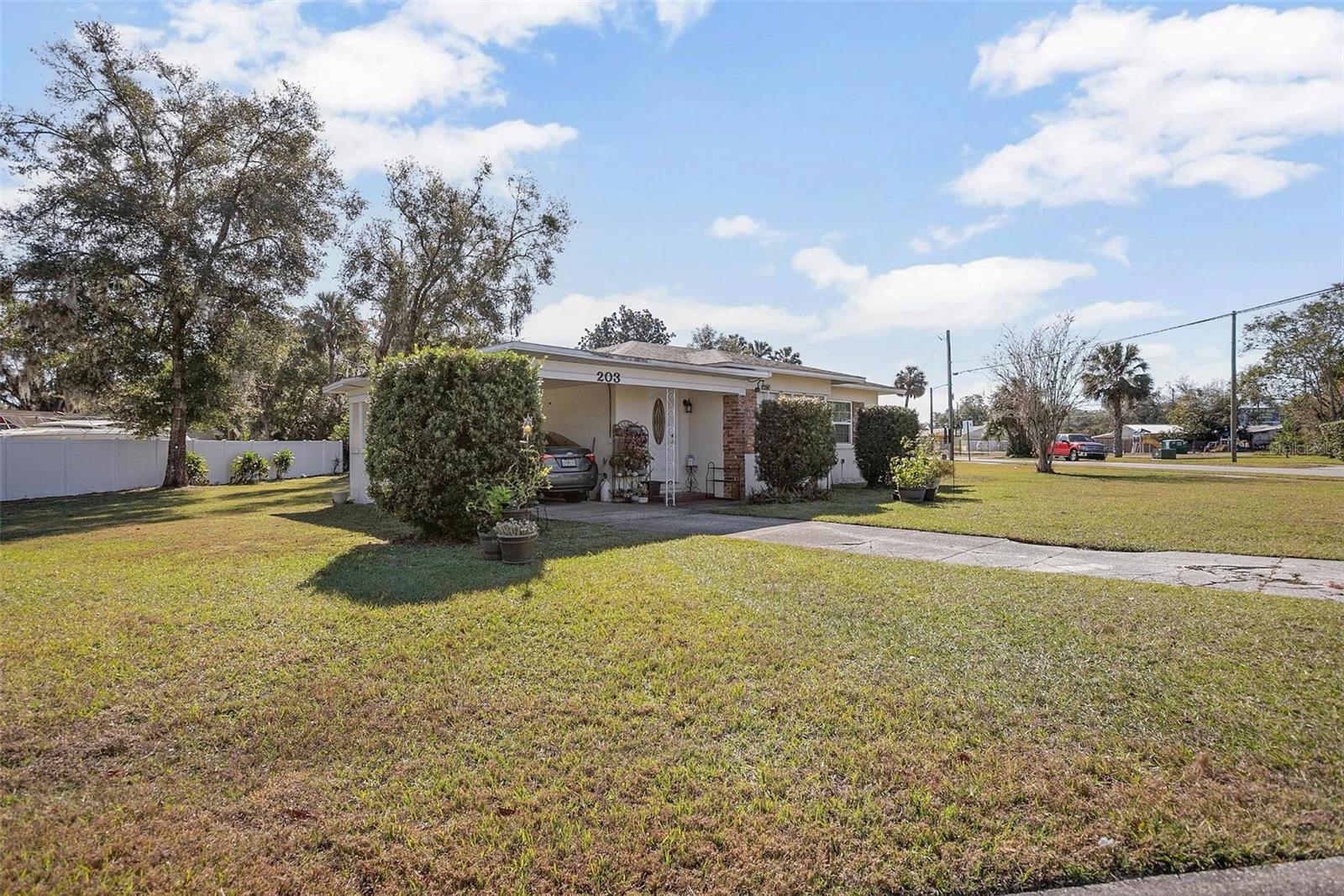203 S DEXTER AVE, DELAND, FL, 32720