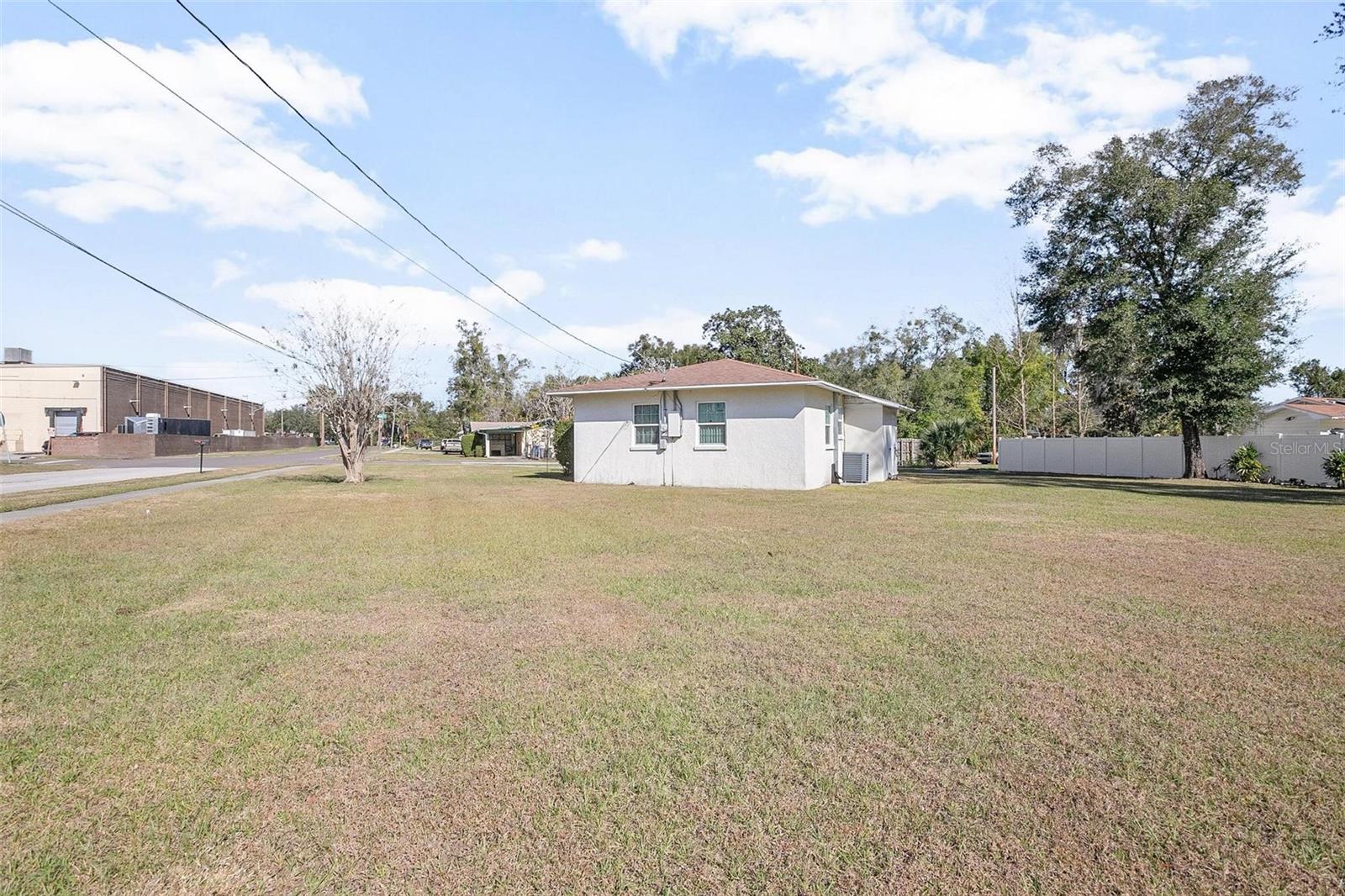 203 S DEXTER AVE, DELAND, FL, 32720