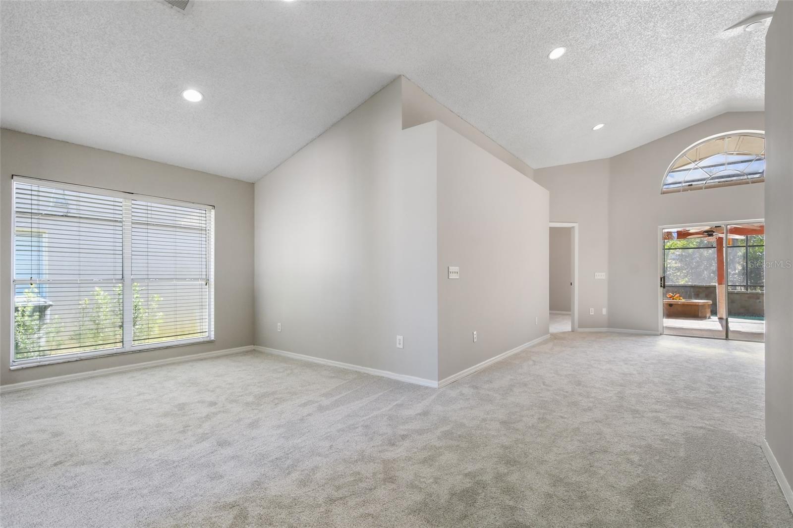 458 CANARY ISLAND CIR, DAVENPORT, FL, 33837