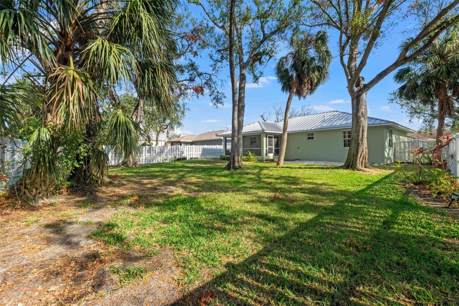 807 LEFFINGWELL AVE, ELLENTON, FL, 34222