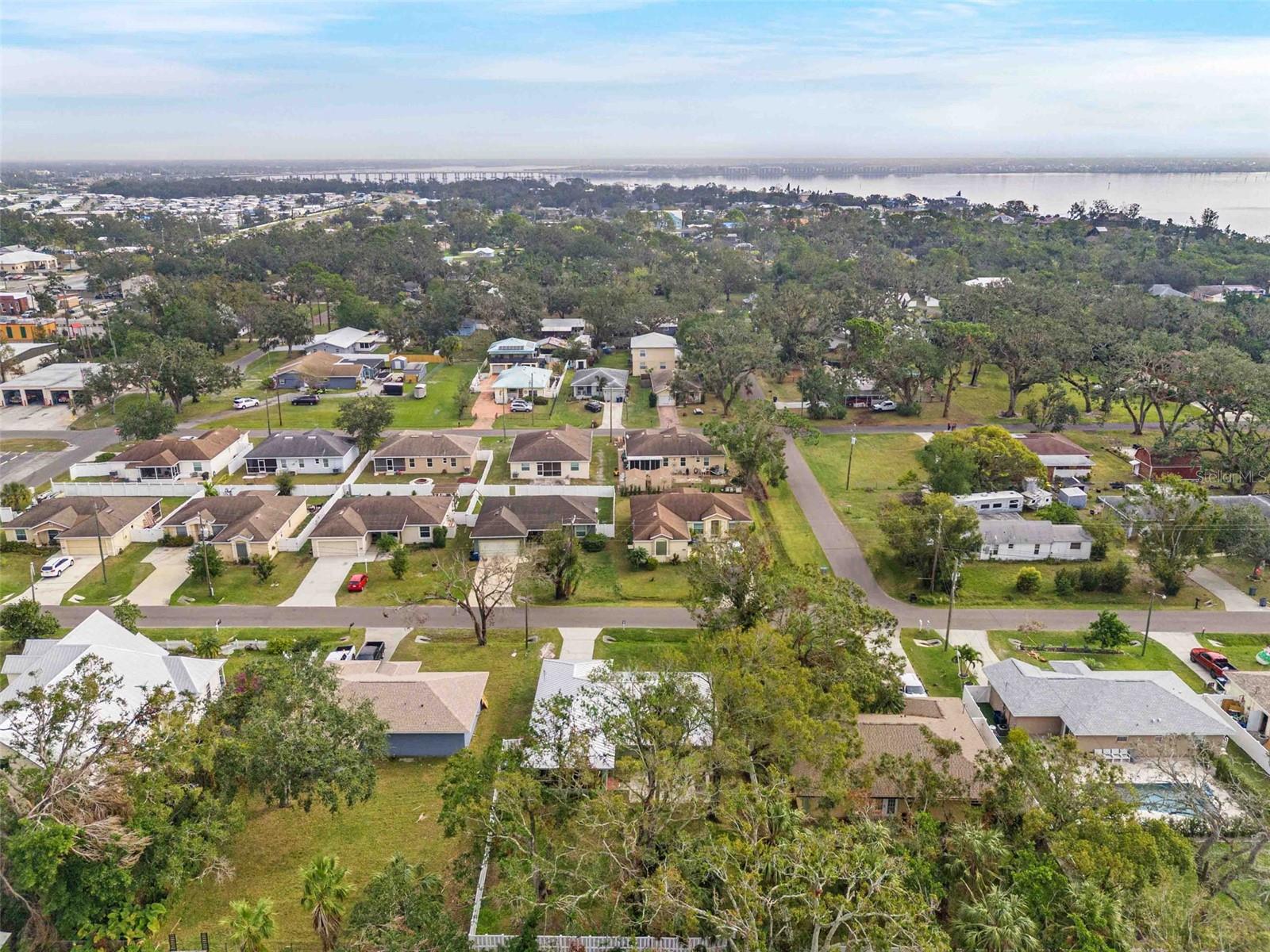 807 LEFFINGWELL AVE, ELLENTON, FL, 34222