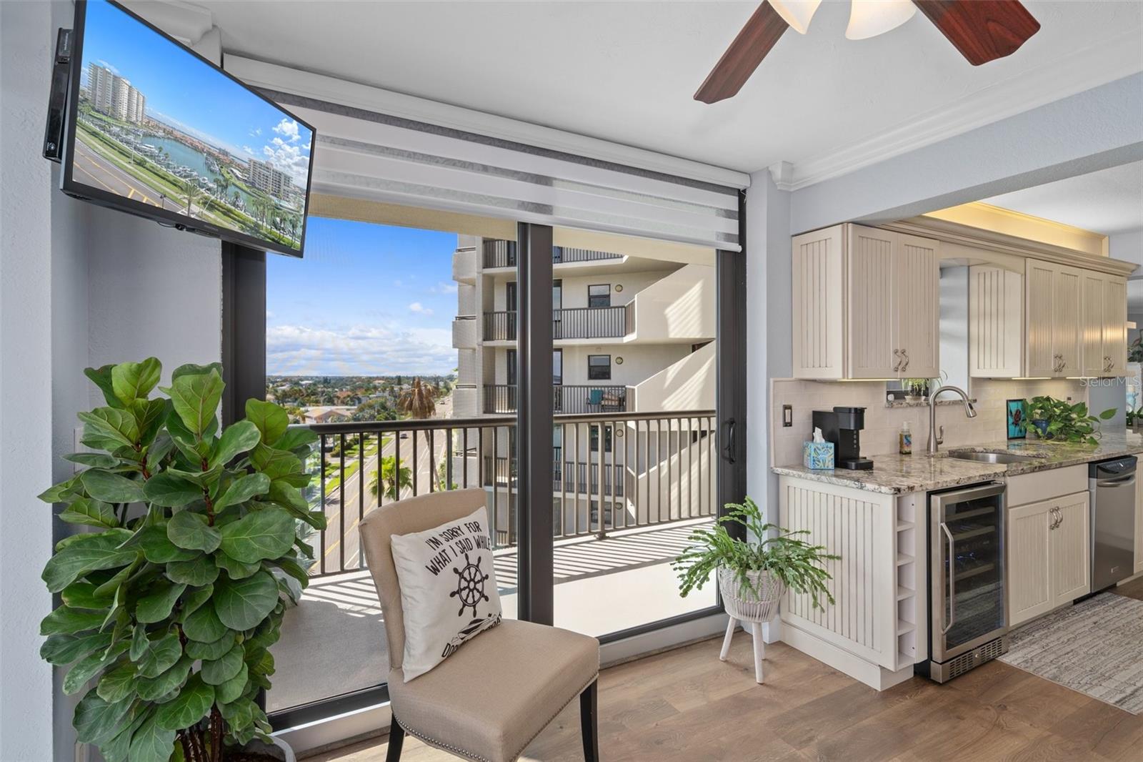 1660 GULF BLVD #706, CLEARWATER BEACH, FL, 33767
