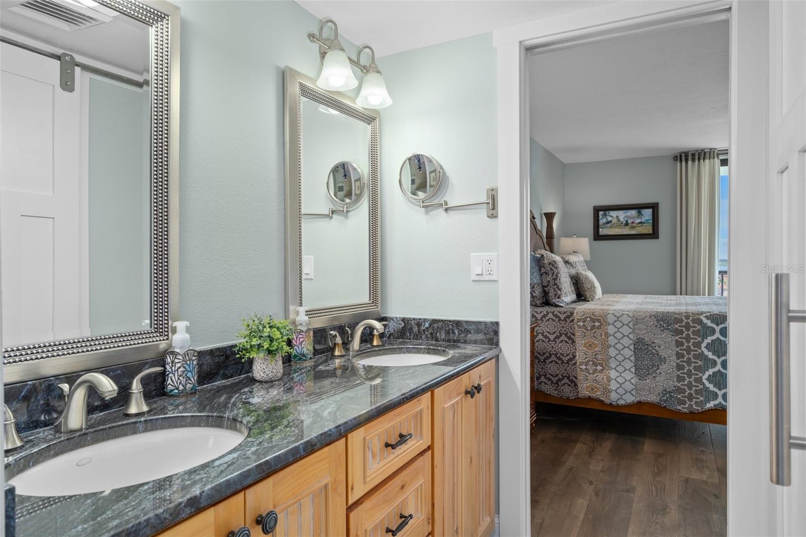 1660 GULF BLVD #706, CLEARWATER BEACH, FL, 33767