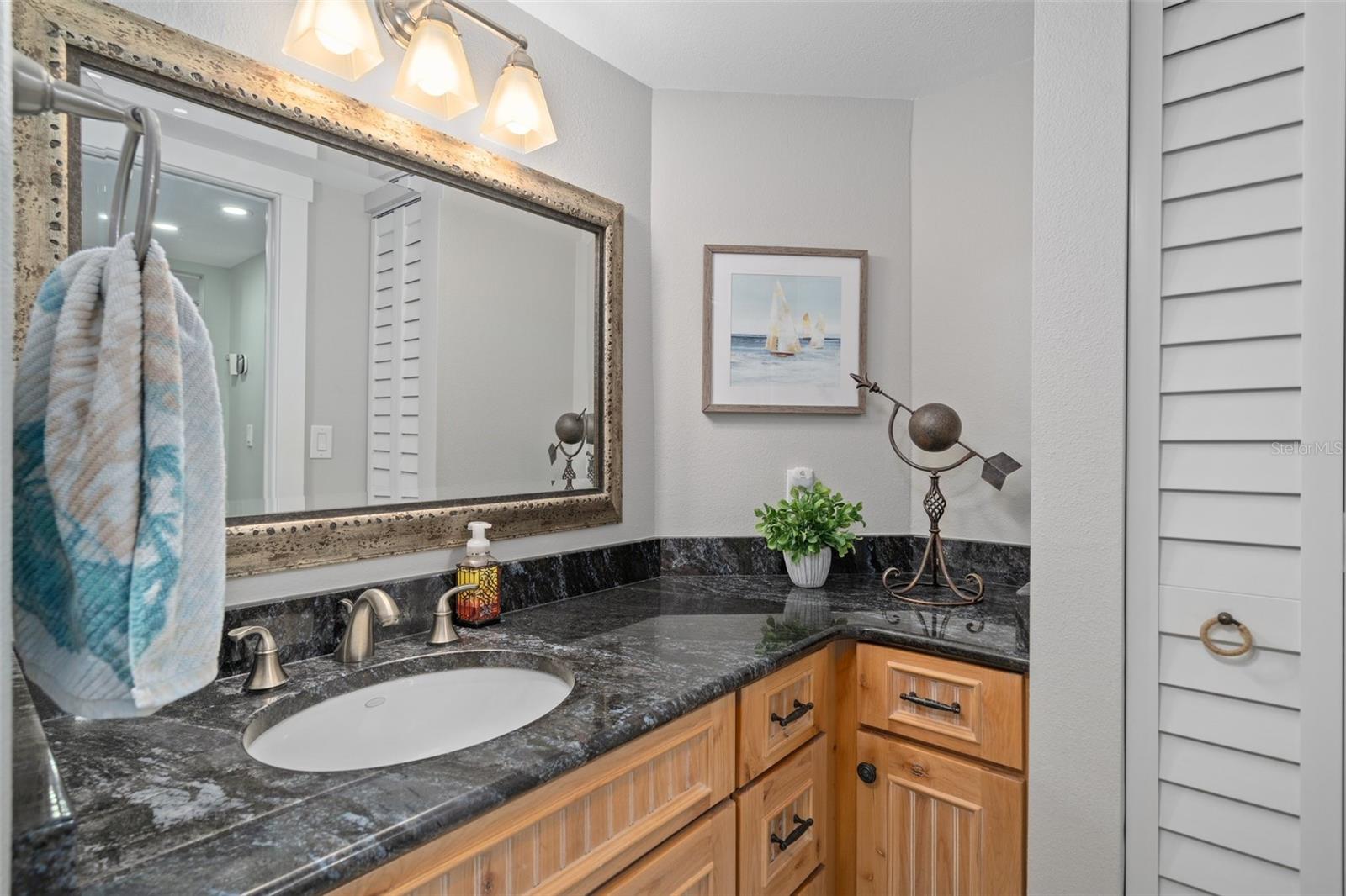 1660 GULF BLVD #706, CLEARWATER BEACH, FL, 33767
