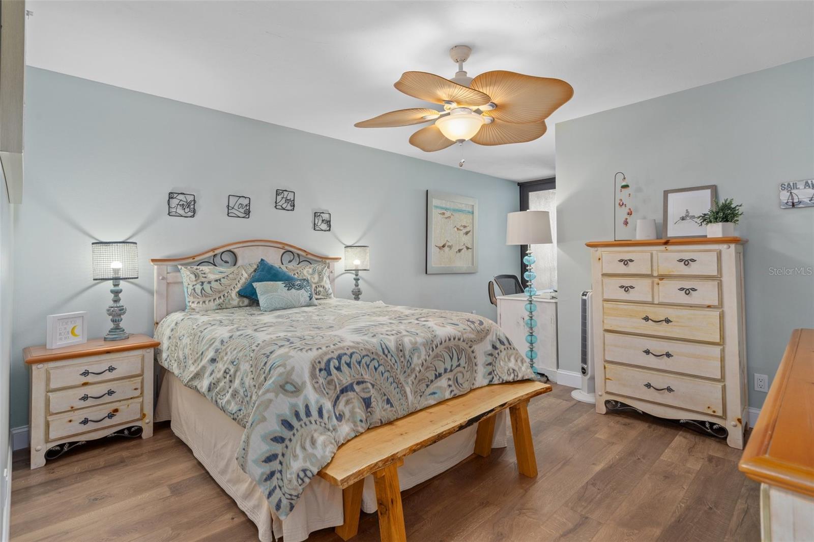 1660 GULF BLVD #706, CLEARWATER BEACH, FL, 33767