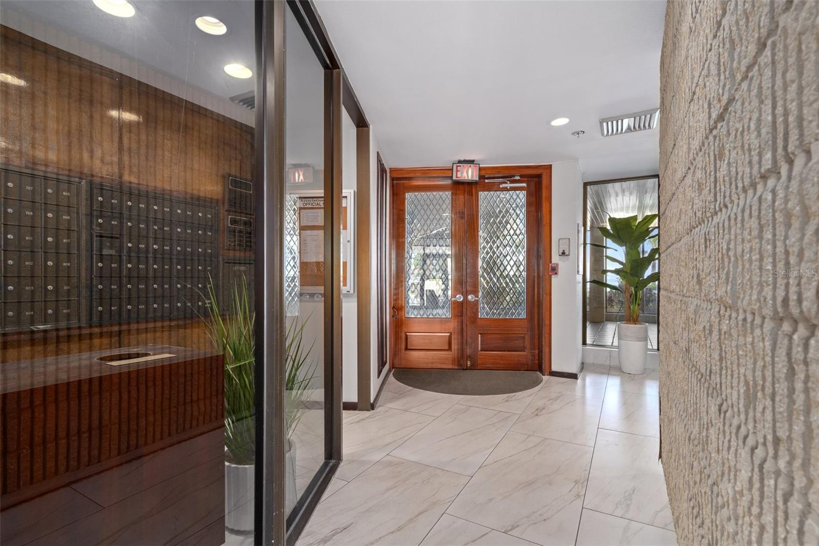 1660 GULF BLVD #706, CLEARWATER BEACH, FL, 33767
