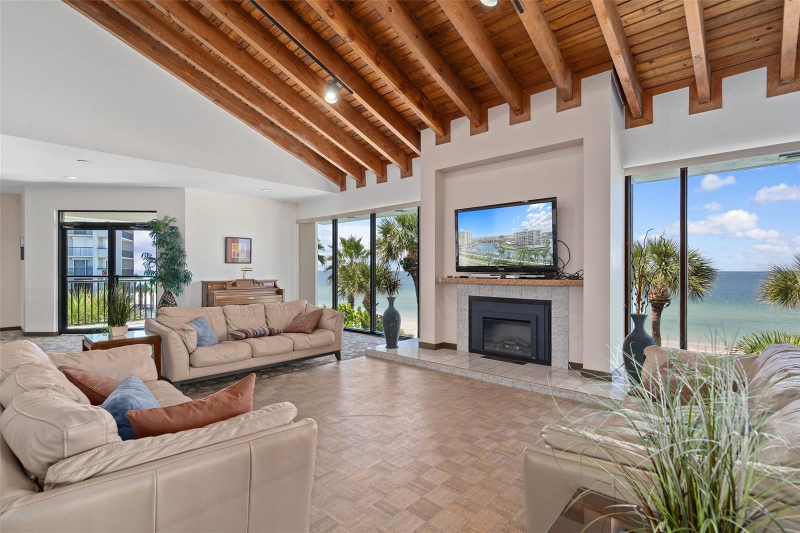 1660 GULF BLVD #706, CLEARWATER BEACH, FL, 33767