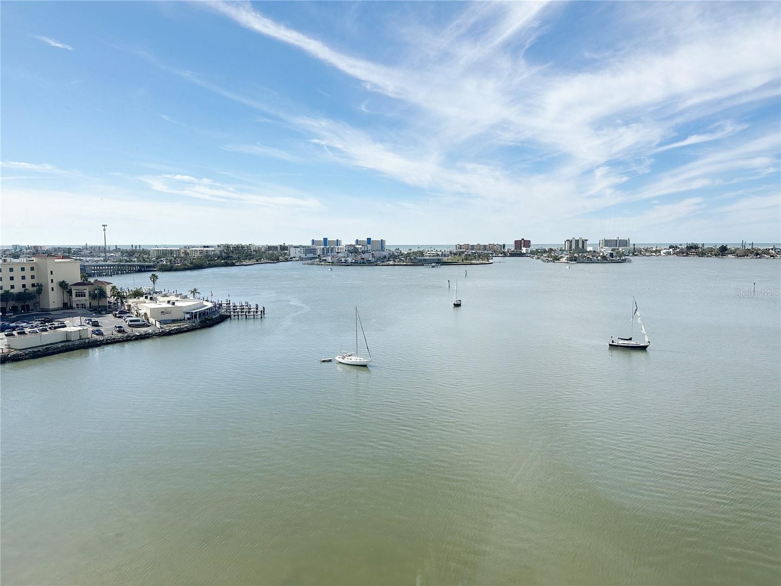 4525 COVE CIR #1002, ST PETERSBURG, FL, 33708