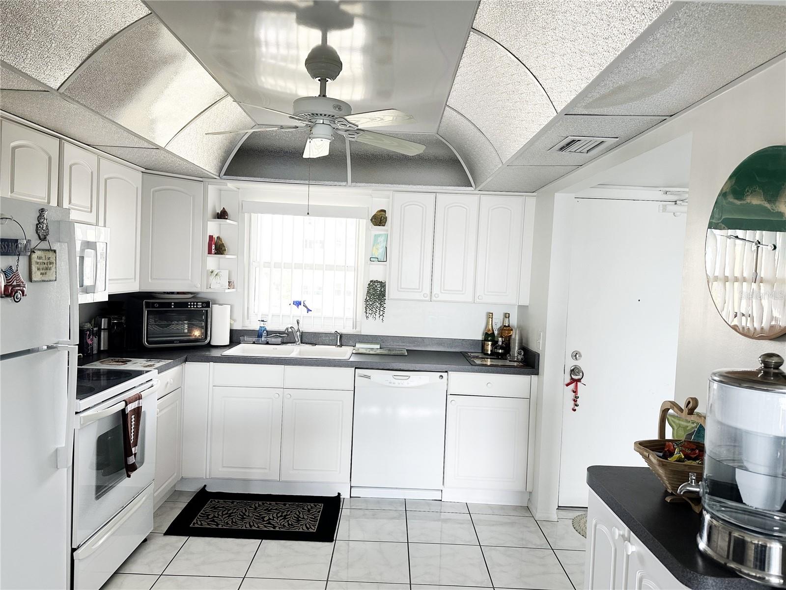 4525 COVE CIR #1002, ST PETERSBURG, FL, 33708