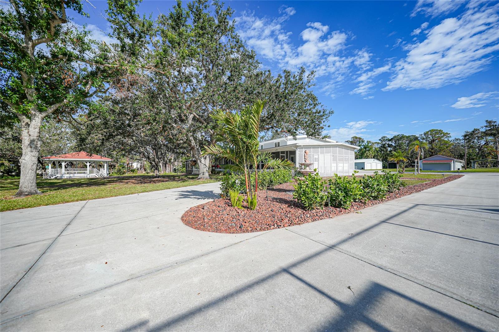 1931 BAYSHORE DR, ENGLEWOOD, FL, 34223