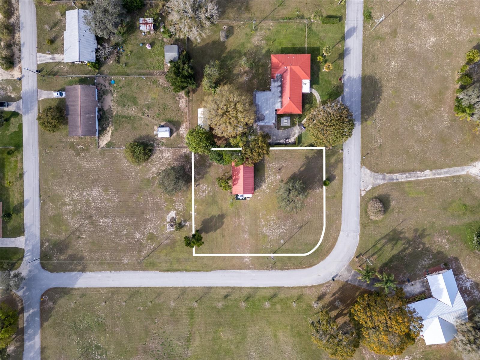 605 E GREEN ST, AVON PARK, FL, 33825