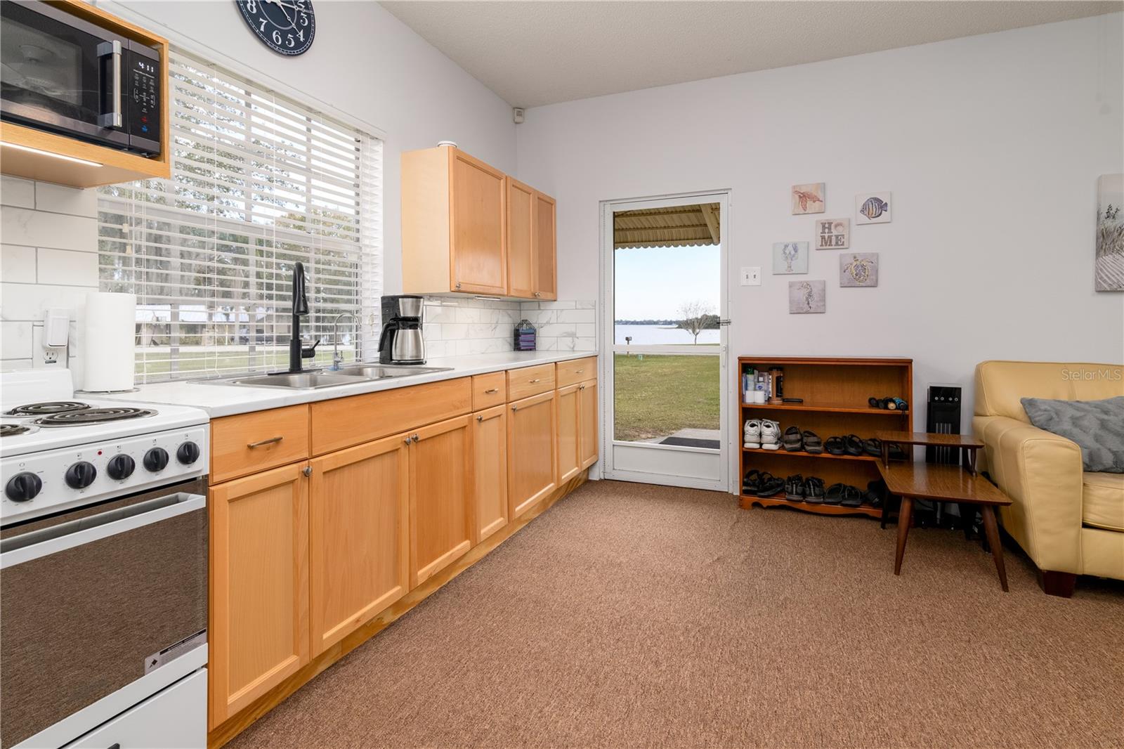 605 E GREEN ST, AVON PARK, FL, 33825