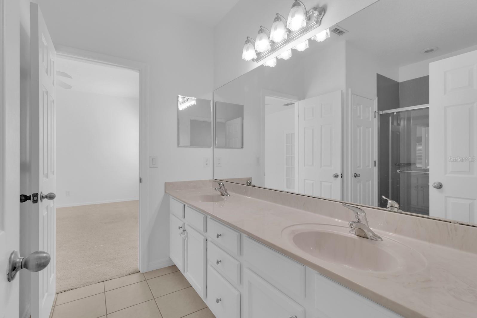 3929 CORRINE DR, ORLANDO, FL, 32814